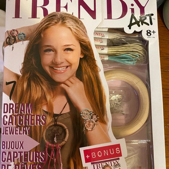 Néw Dreamcatcher Jewelry Making Kit - Picture 1 of 5
